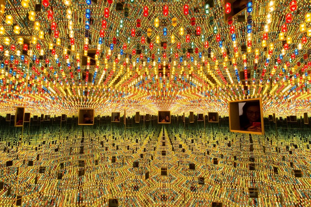 A Look Inside Yayoi Kusama’s ‘Infinity Mirrors’ Exhibit in Los Angeles